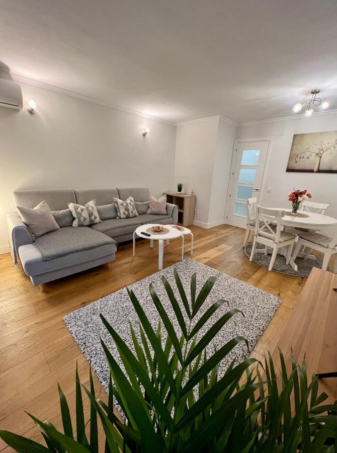 Apartamentos Prestige Suites Malaga III Zewnętrze zdjęcie